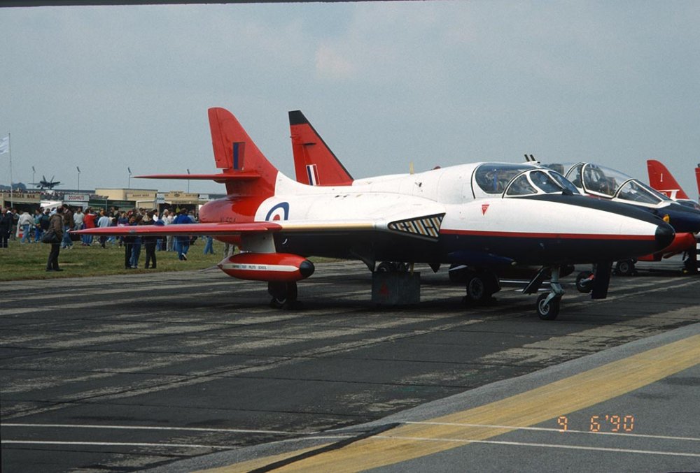 Hawker Hunter T.Mk.7 XL564 Empire Test Pilots School_doug Morrow.jpg