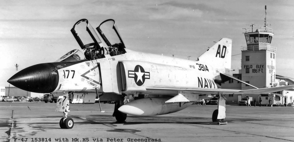 F-4J_153814_MB_Mk_H5-seat.jpg