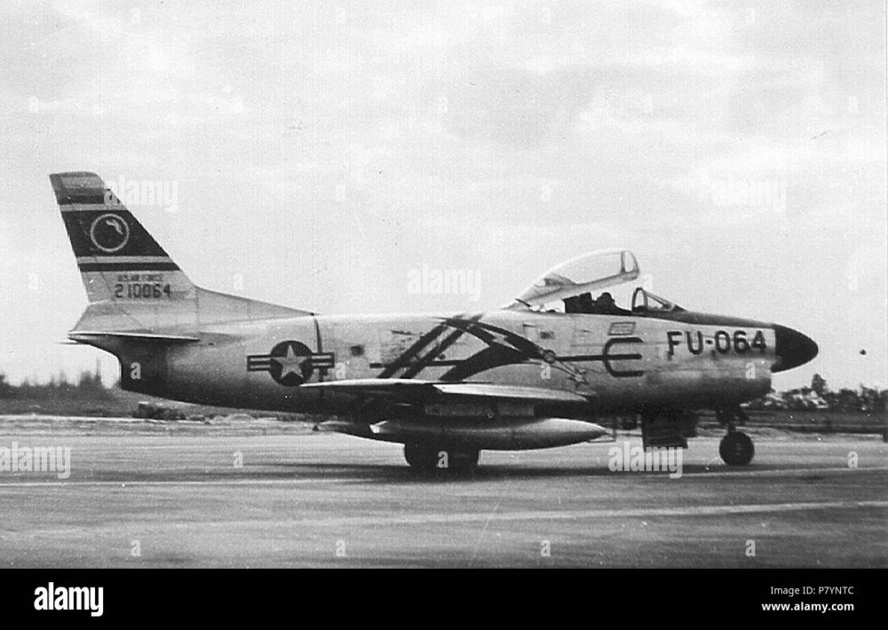 431st-fighter-interceptor-squadron-north-american-f-86d-sabre-52-10064-P7YNTC.jpg